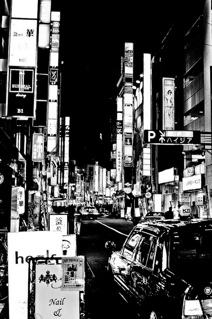 ileftmyheartintokyo:  shinjuku lights. by (marcusp) on Flickr. 