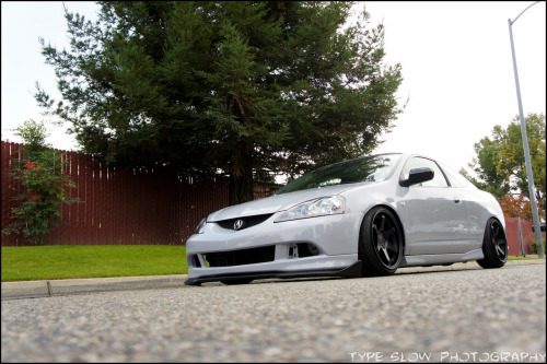 noahsbacktothefuture:  Acura steez.