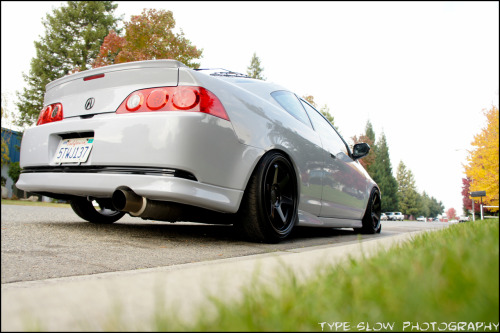 noahsbacktothefuture:  Acura steez.