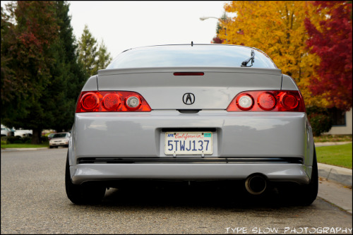 noahsbacktothefuture:  Acura steez.