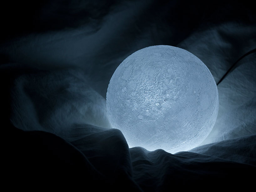  unknownskywalker: Super Moon lamp by Eisuke Tachikawa This lamp represents the Supermoon,