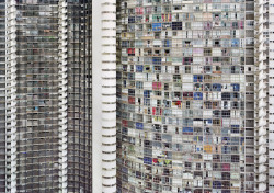 Copan Building, São Paulo photo by Jens