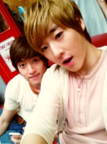 fuckyeahwoosunghyun:  Kevin has a pet pigeon named Eli. 