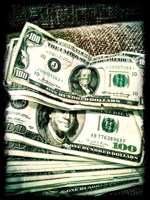 livefrombmore:  Still Spending Money From 94’   Youngins ain&rsquo;t up on