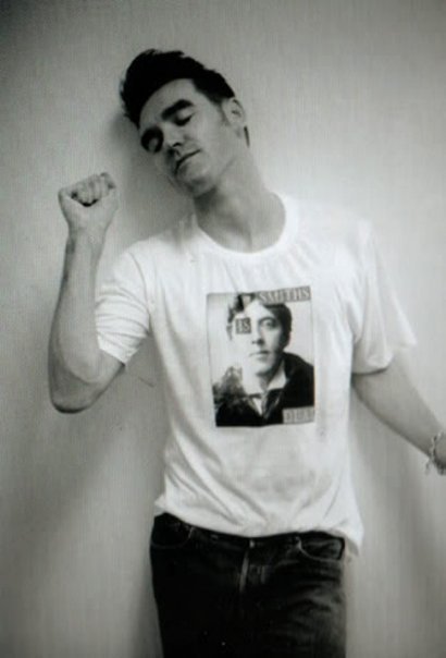 Sex bandsinbandtees:  Morrissey of The Smiths pictures