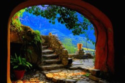 bluepueblo:  Mountainside Patio, Brantes,