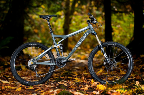 bikemad: suite116:  Devinci Dixon RC  this is on my want list