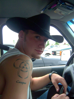 sexualpozitivity:  Poz Cowboy.  Betcha the