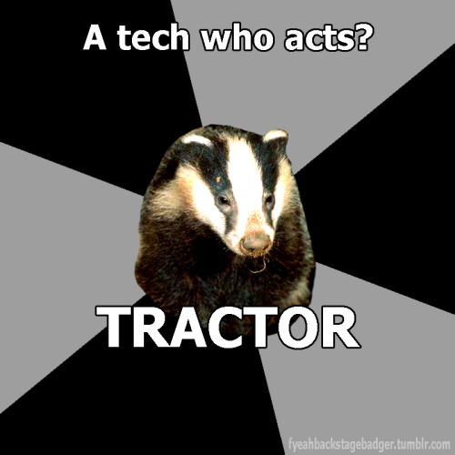 fyeahbackstagebadger:  Submitted by tunelessmelody  LOL DEAD!