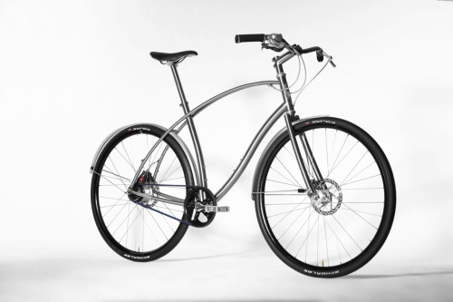 budnitzbicycles: By popular demand — a photograph of Model No.1 with our lovely metal fenders.