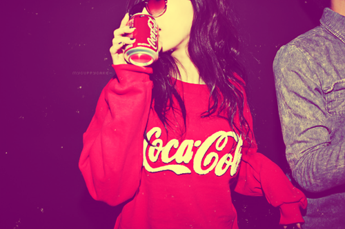 my bestfriend is addicted to coke -_-