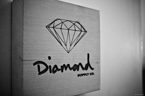 obey-the-hypebeast:  WARNING! Please do not click here ;) Dope shit!  