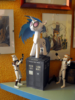 Ponies, Doctor Who, foxes and Star Wars.