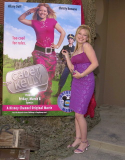 thatgaydude:  anonymousnerdgirl:  godstilldontlikeugly:  lindsaychrist:  jollymermaid:  qveenly:  twelve-thirteen-eleven:  Look at her phone omg  The shoes tho  i loved the 90s  cadet kelly premiered in 2002  everyone knows the 90s didn’t end until