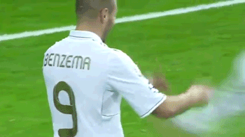 la-decima:  Real Madrid group celebrations against Dinamo Zagreb 