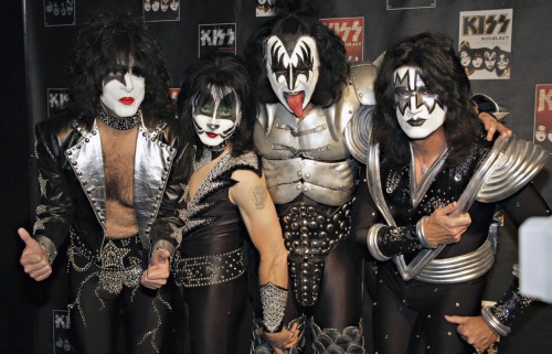 backstage with KISS