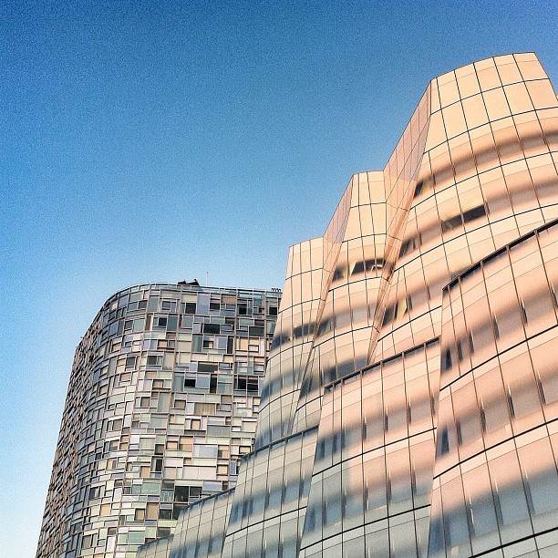#jeannouvel and #frankgehry in Chelsea #newyork #architecture #archdaily #building_buddy (Taken with Instagram at IAC)