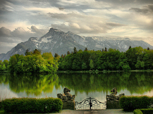 allthingseurope:  Schloss Leopoldskron, Salzburg, Austria (by Roberto Rocco) 