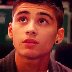 Los gif's de Zayn me impulsan a violarlo ._.
