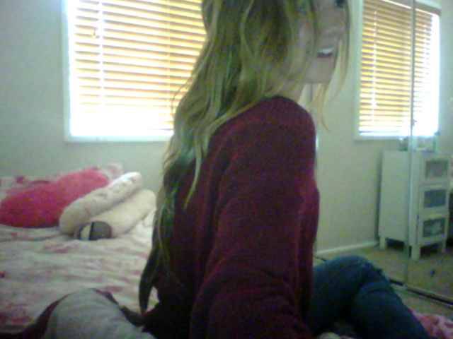 vans-andspraytans:  Hey i know im not the prettiest girl on tumblr but it would mean