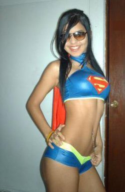 sexysuperhero:  Supergirl 