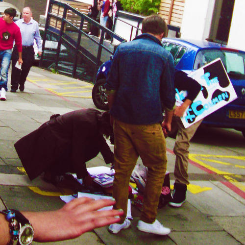  People say they don’t care. People say they’re arrogant and just in it for the money and sex. But these boys genuinely care. Care that their fans support them so much and are so dedicated and these photos prove that. At Alan Carr (the first time)