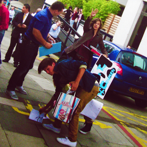  People say they don’t care. People say they’re arrogant and just in it for the money and sex. But these boys genuinely care. Care that their fans support them so much and are so dedicated and these photos prove that. At Alan Carr (the first time)