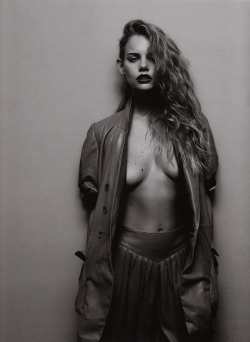 Marloes Horst By Sandor Lubbe For Zoo #24—2009