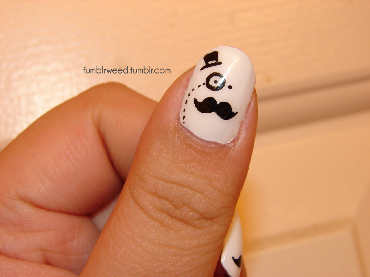 fumblrweed:  Moustache Nails (in honour of Movember) 