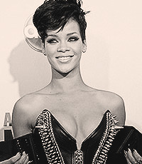 Porn Pics phreshoutherunways-blog:  Rihanna | American