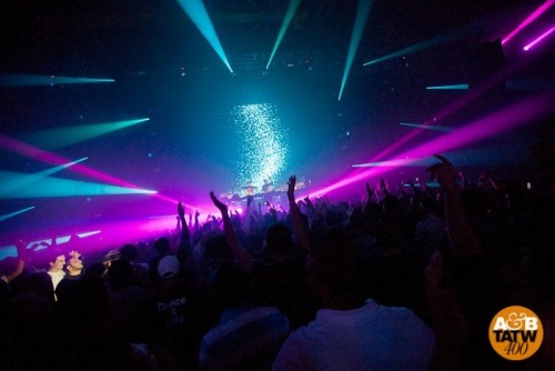 meloncholicmadness:  live in Beirut! 