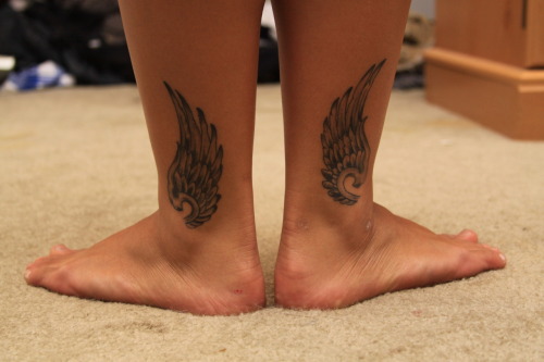 fuckyeahtattoos:  This tattoo represents my parents. They raised me the best way that they could and I wouldn’t be who I am today without them. They gave me the wings to fly. I love you mom and dad, thank you for EVERYTHING.  