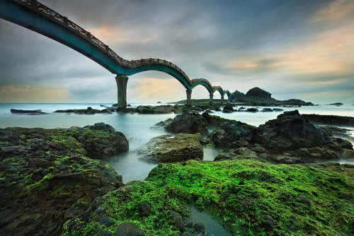 photo by patrickmarsonong on Flickr.Sansiantai footbridge - Taitung County, Taiwan.