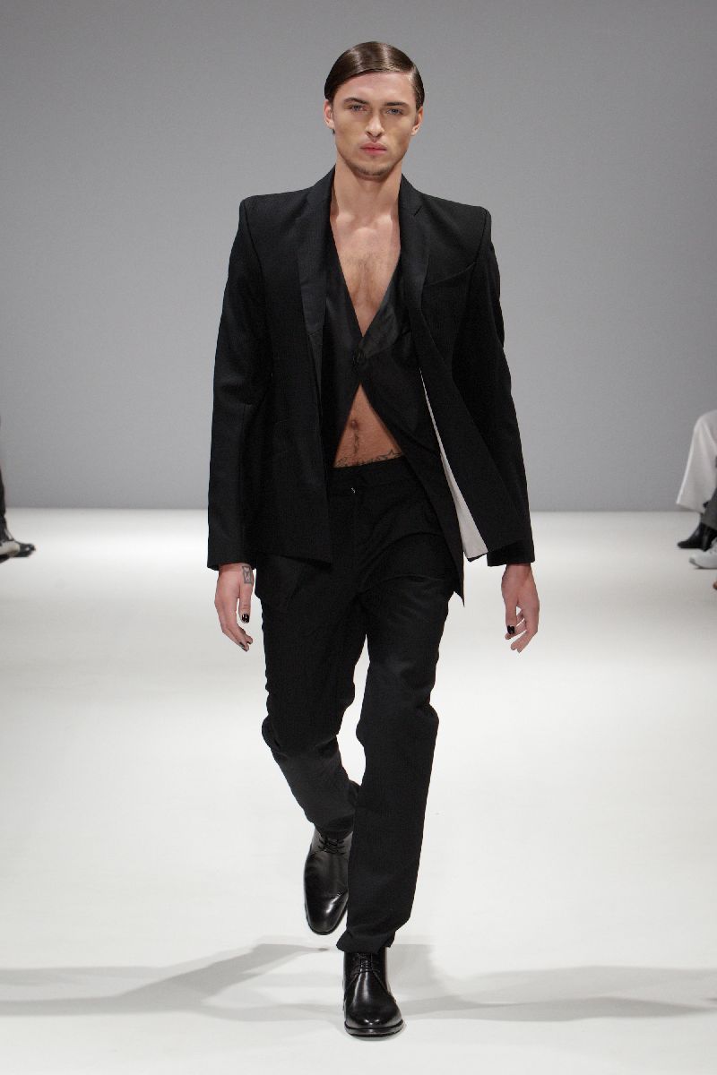 mail-models:  Harvey Haydon