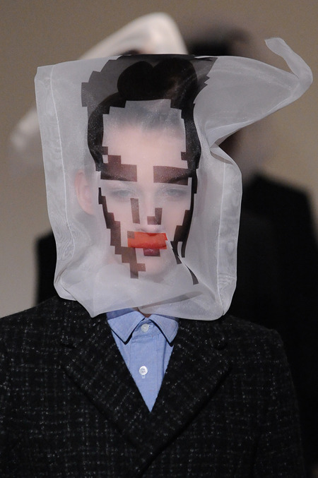 i-donline:  In your face!  New designer on the block, Julien David gives us a lesson