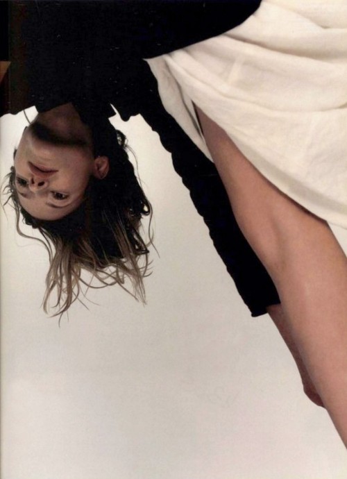 petrole:   michaela schwarz by kariv for jalouse 1999 