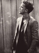 katnips-deactivated20130502:  favourite people → tom felton. 