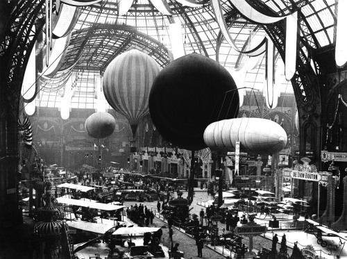 Salon de Locomotion Aerienne Grand Palais, Paris, 1909