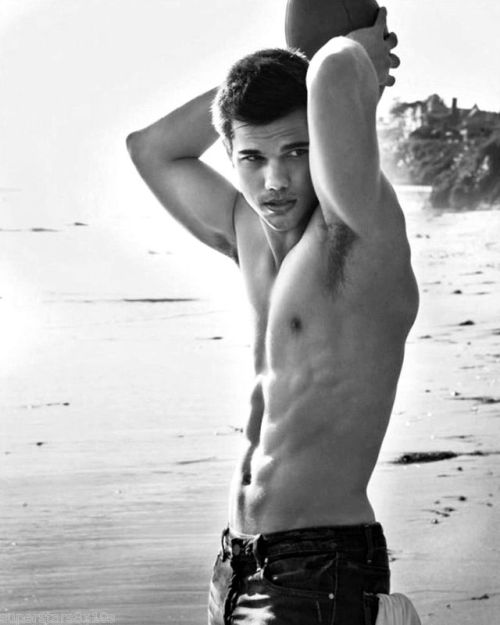  Taylor Lautner 