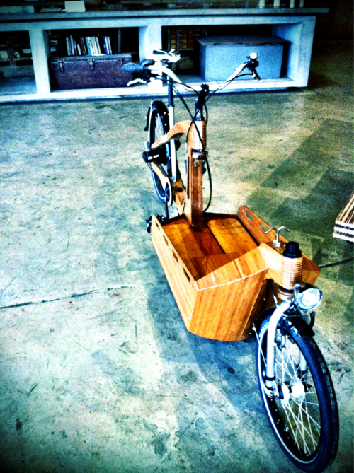 travelbybike:  Cargo #bike in downtown #Portland made of bamboo.