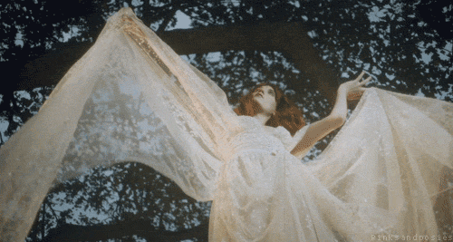 slivin-on-a-prayer:  “And I am done with my graceless heart, so tonight I’m gonna