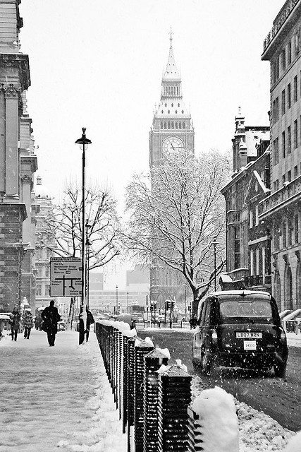 lONDON
