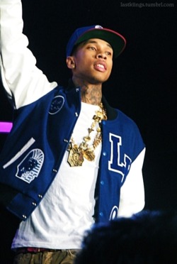 oufff , you see this guy right here__^ ? yeah hes my hubby ! hes gonna have my babies one day ;) lmfao but yall better back offf ! TYGA &lt;3