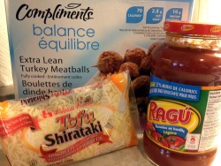 maln0urished:  Must share, my new favorite dish ever. GUILT FREE SPAGHETTI! Shirataki Tofu Noodles: 40 calories - per bag Light Ragu: 60 calories - per half cup Extra Lean Turkey Meatballs: 70 calories - 4 meatballs Just made this for my dinner and I’m