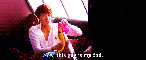 paper-box:  Who’s dad? I don’t have a dad. Now, this guy is my dad. If it weren’t
