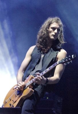 valensi-fied:  sweet juicy juice ahskslahahjs  omggggg ^^ sweet juicy juice, best