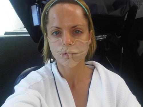 tate-horrorstory:  myamericanhorrorstory:  Now that my Ep on American Horror Story FX has aired, I can post some of the pics I’ve been wanting to share with you all! —source —Mena Suvari also has tumblr so check it out if you want!   