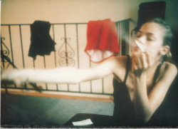 insidethevisible:  model: Jaime King, photographer: Davide Sorrenti (from In Memory of Davide) This is the kind of Nan Goldin-inspired snapshot-of-your-friends-high picture that Sorrenti is associated with in the popular imagination.  I guess if you’re