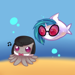 askmlcblobs:  Octavia Oct and Vinyl Sh4rk  She&rsquo;s spreading&hellip; The shark is cute.