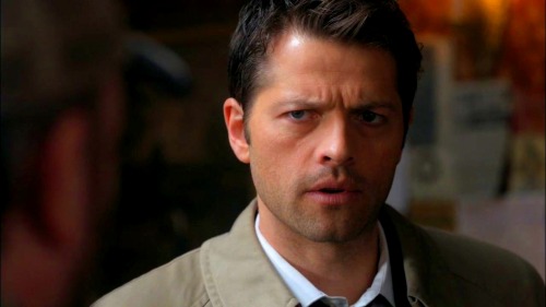 would-you-like-a-jelly-baby: nerdishh: thinkingorplotting: “The Hell? Cas?” “Hello